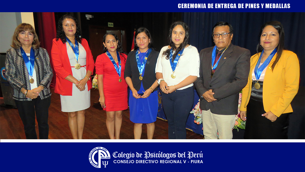 12DIC ENTREGA PINES Y MEDALLAS